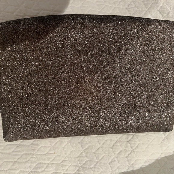 Lauren Merkin Dark silver pebbled leather clutch bag. - Picture 8 of 8